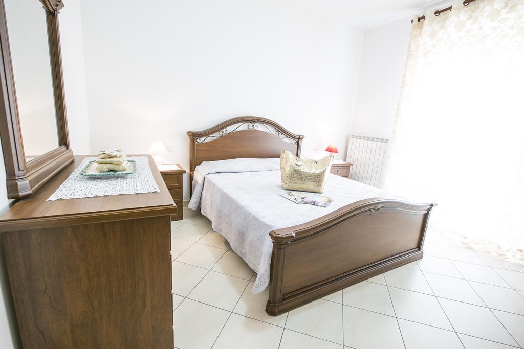 Appartement Leopardi à Pineto Extérieur photo